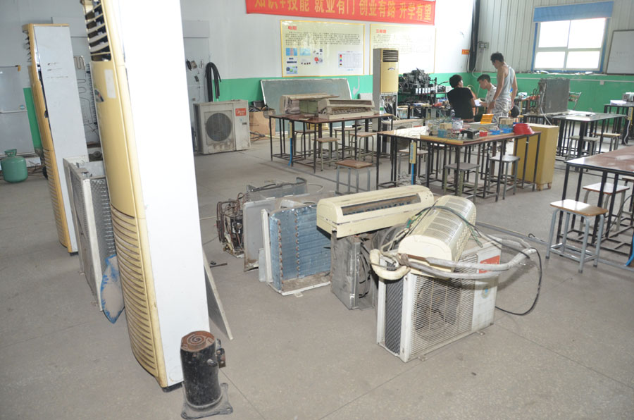 太阳成集团tyc122cc(中国)有限公司专门家电及制冷维修实训场地